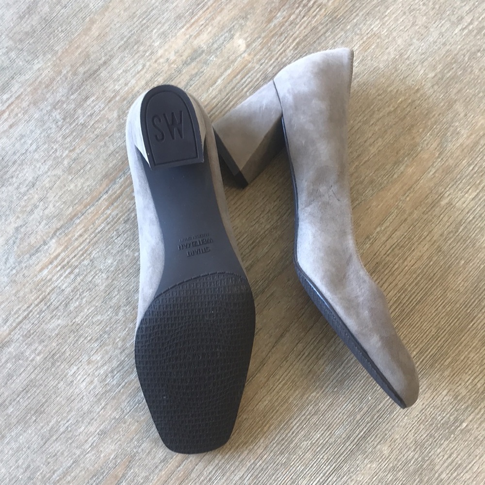 Stuart Weitzman Taupe Suede Pumps - Size 8M - Picture 5 of 6